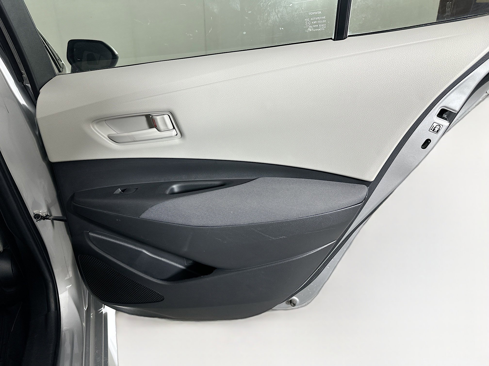 Used 2023 Toyota Corolla LE FWD image 26