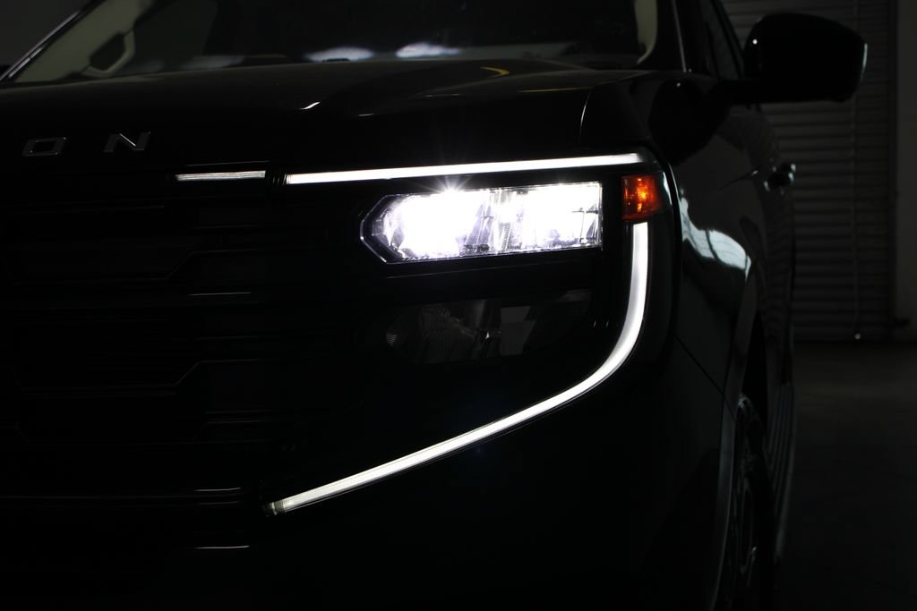 Used 2025 Ford Expedition Active RWD image 56