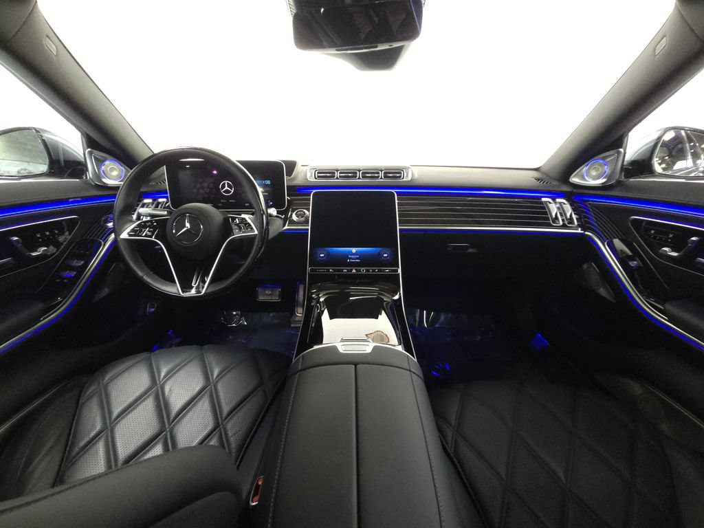 Used 2024 Mercedes-Benz Maybach S 680 4MATIC image 28