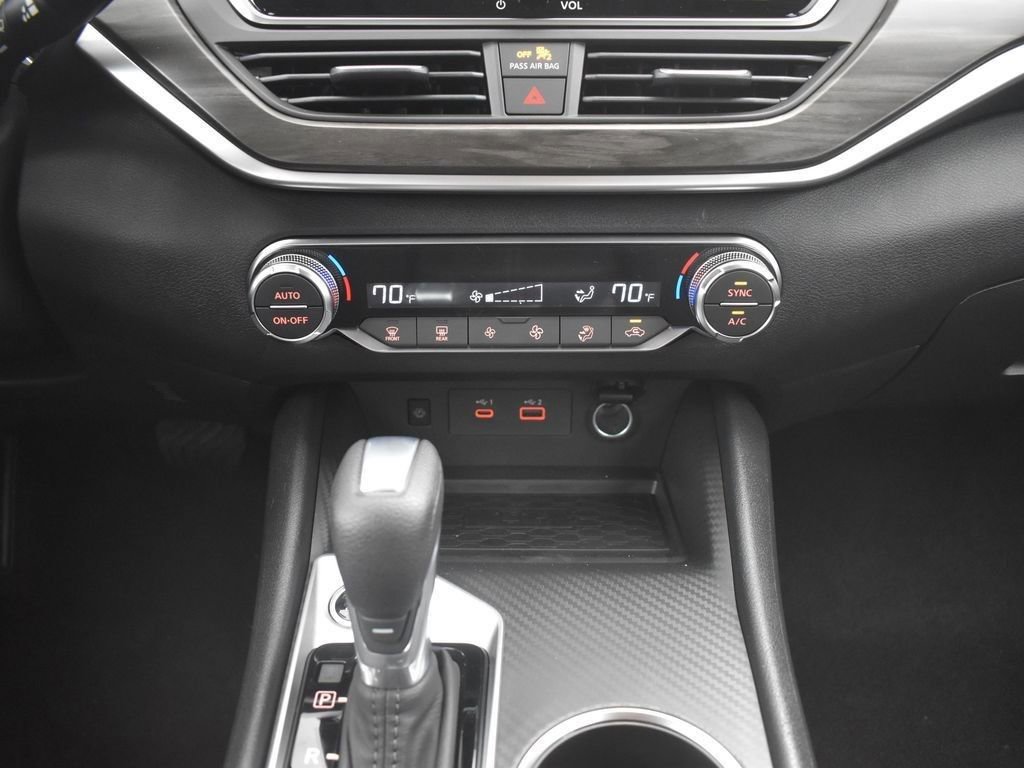 New 2025 Nissan Altima 2.5 SV w/ SV Special Edition Package image 11