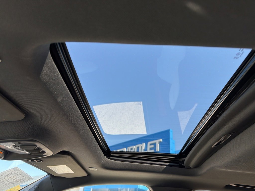 Used 2024 GMC Canyon AT4X image 22