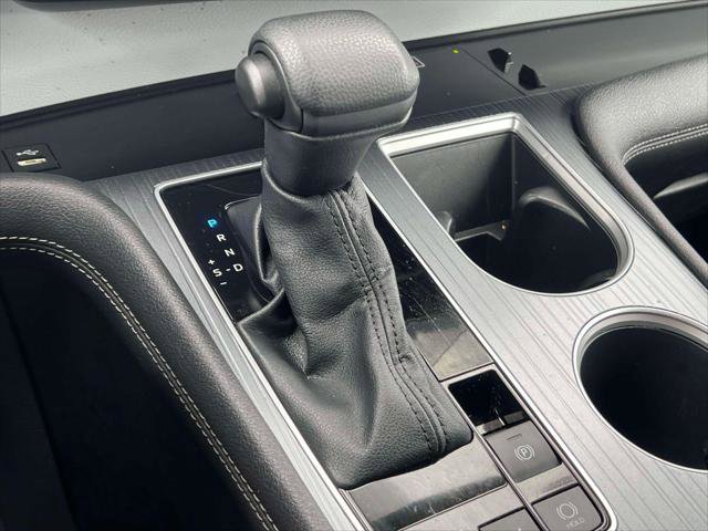 Certified 2025 Toyota Sienna LE image 31