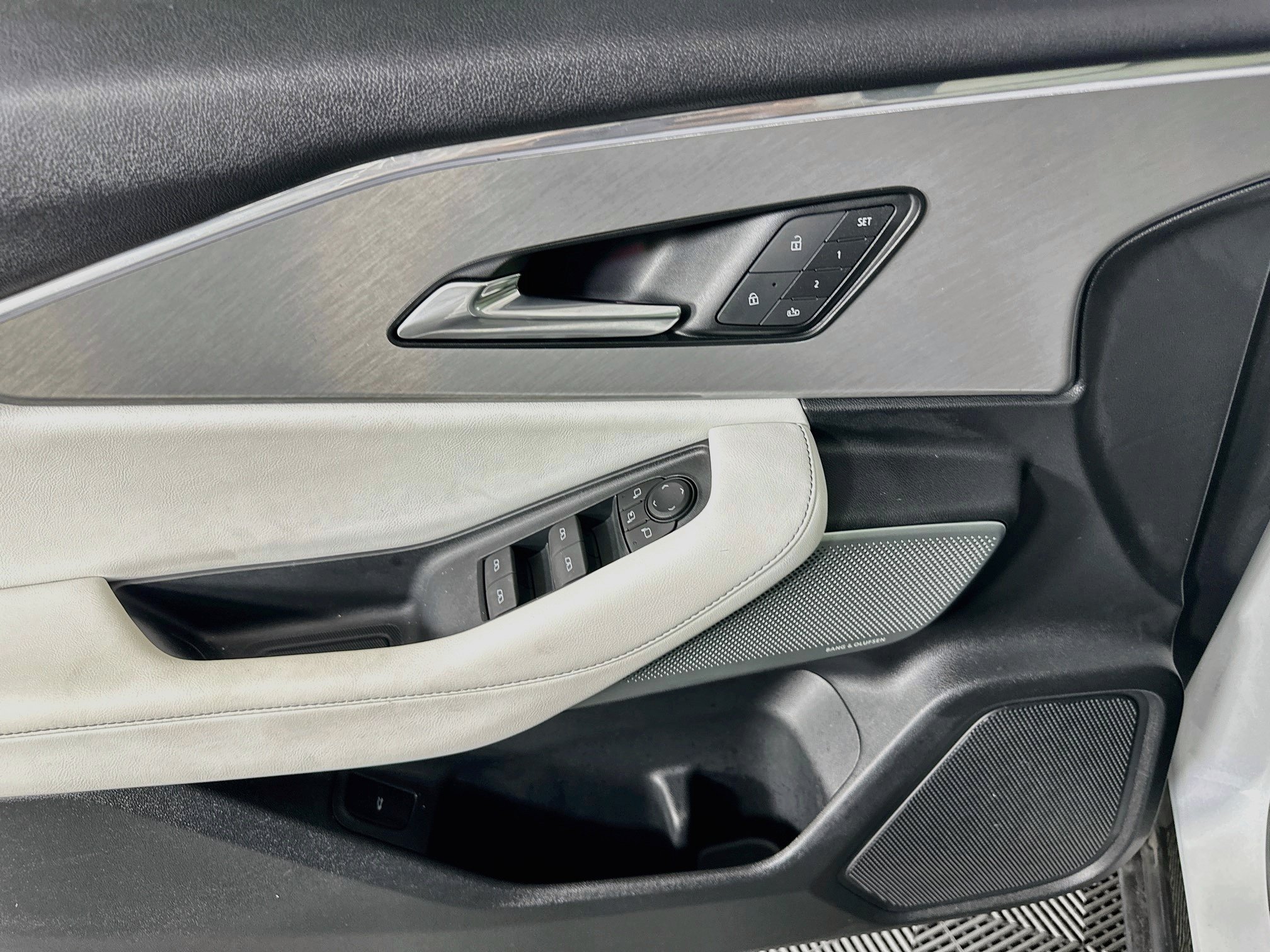 Used 2024 Acura ZDX A-Spec RWD image 15
