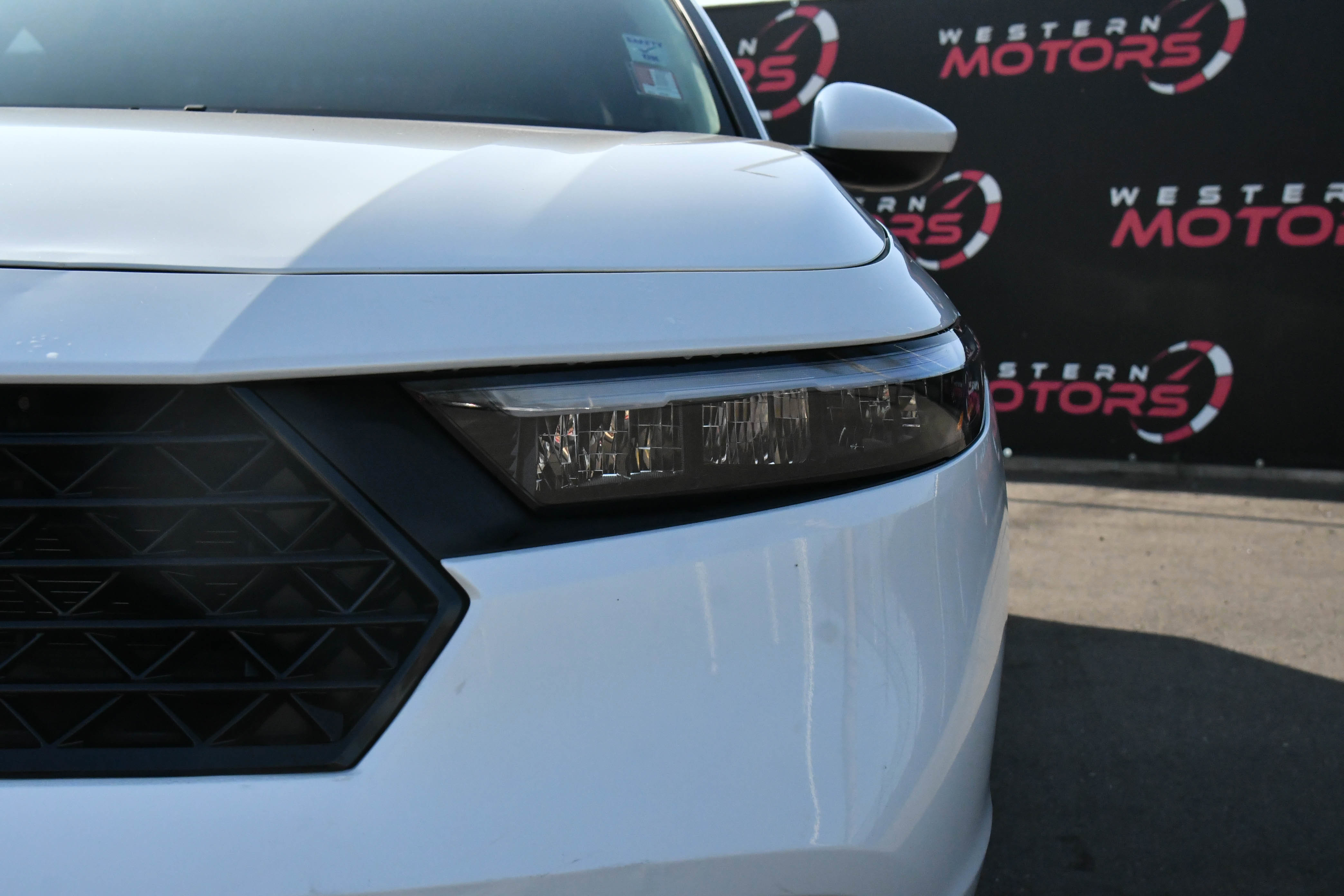 Used 2023 Honda Accord EX image 11