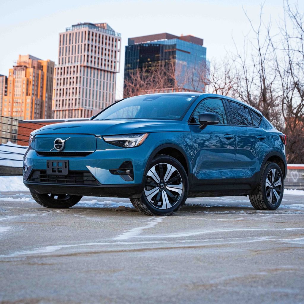 Certified 2023 Volvo C40 P8 Recharge Plus image 1