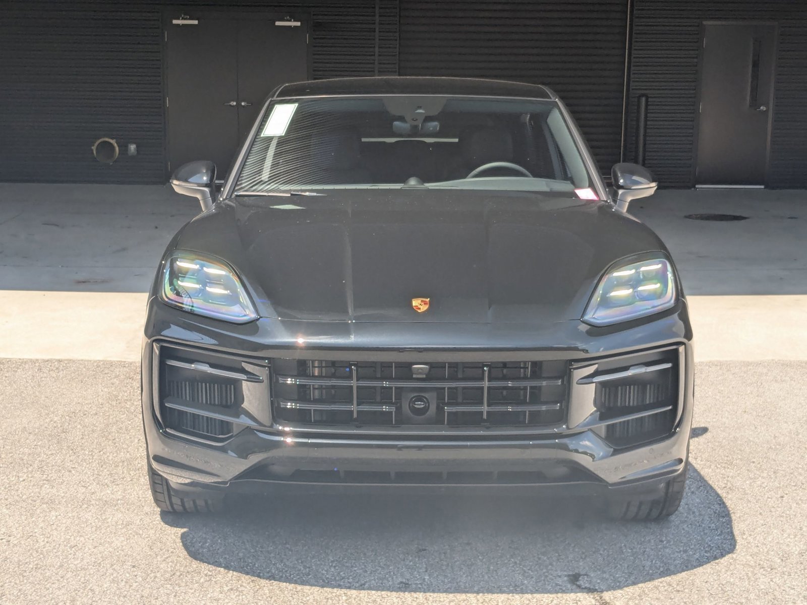 New 2025 Porsche Cayenne Coupe image 6