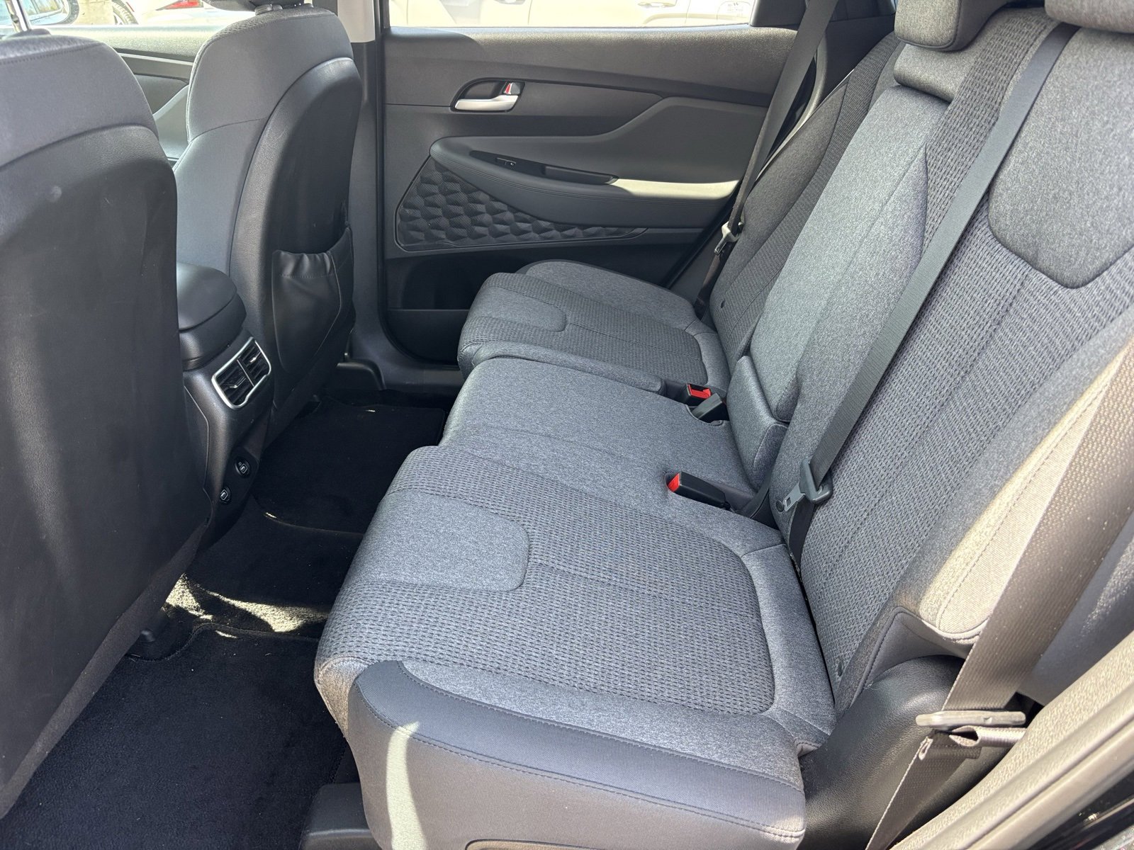 Certified 2023 Hyundai Santa Fe SEL image 7