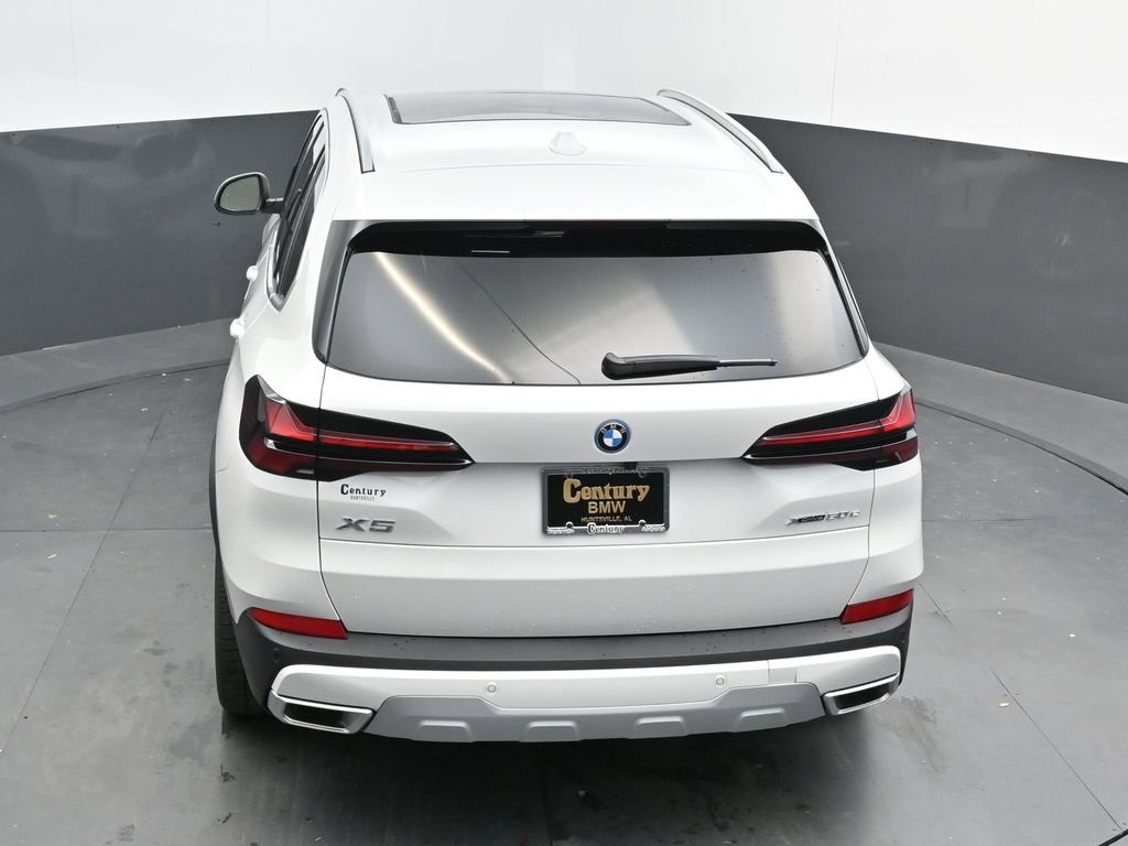 New 2026 BMW X5 xDrive50e image 47