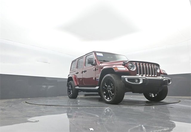 Used 2021 Jeep Wrangler Unlimited Sahara w/ Cold Weather Group image 30