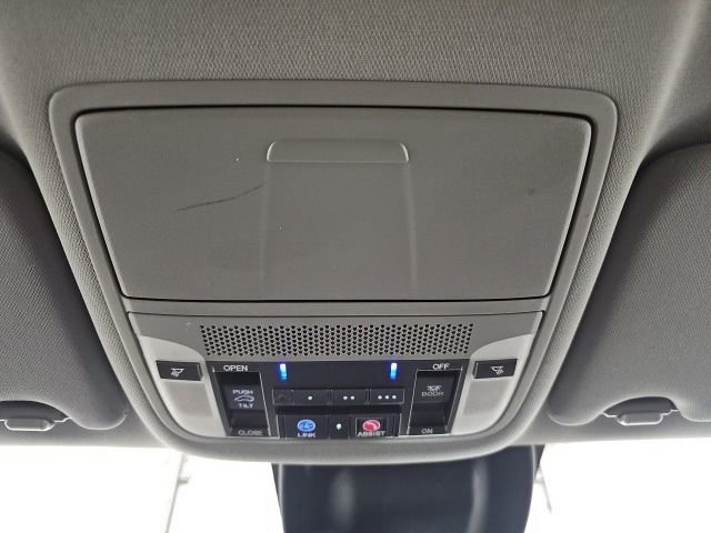 Used 2017 Acura MDX SH-AWD w/ Advance Package image 28