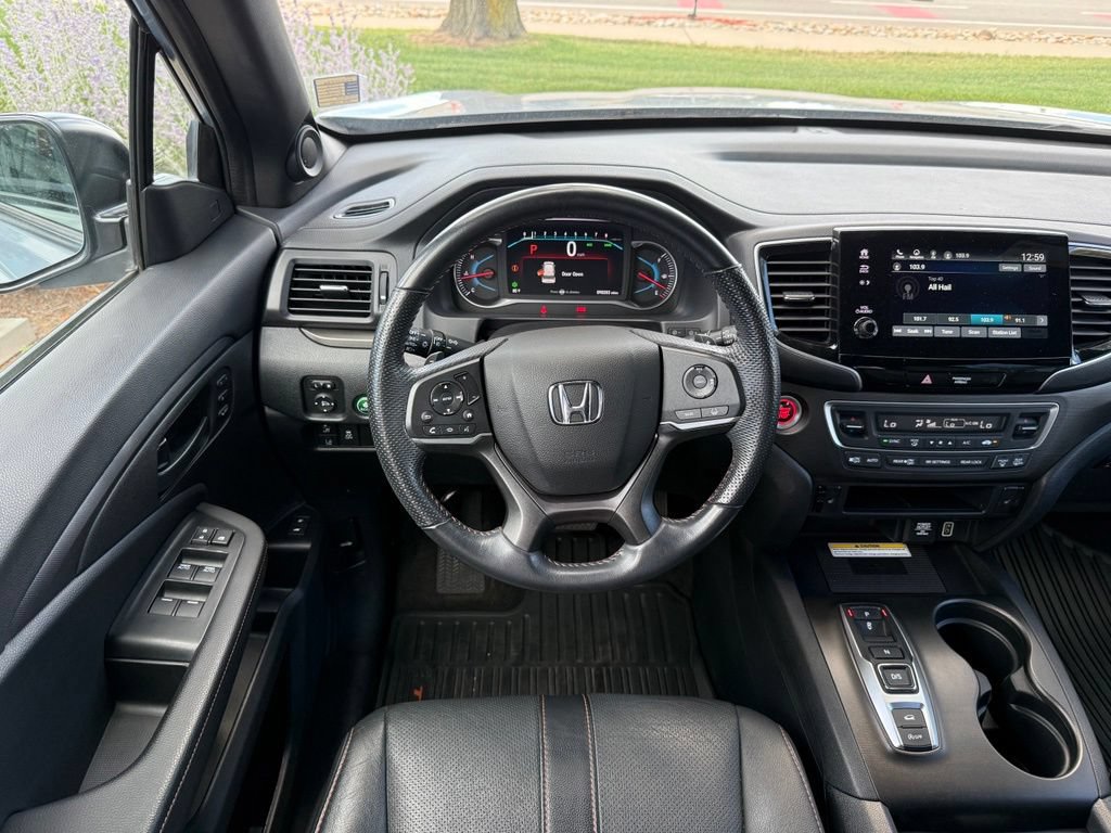 Used 2022 Honda Pilot TrailSport image 2