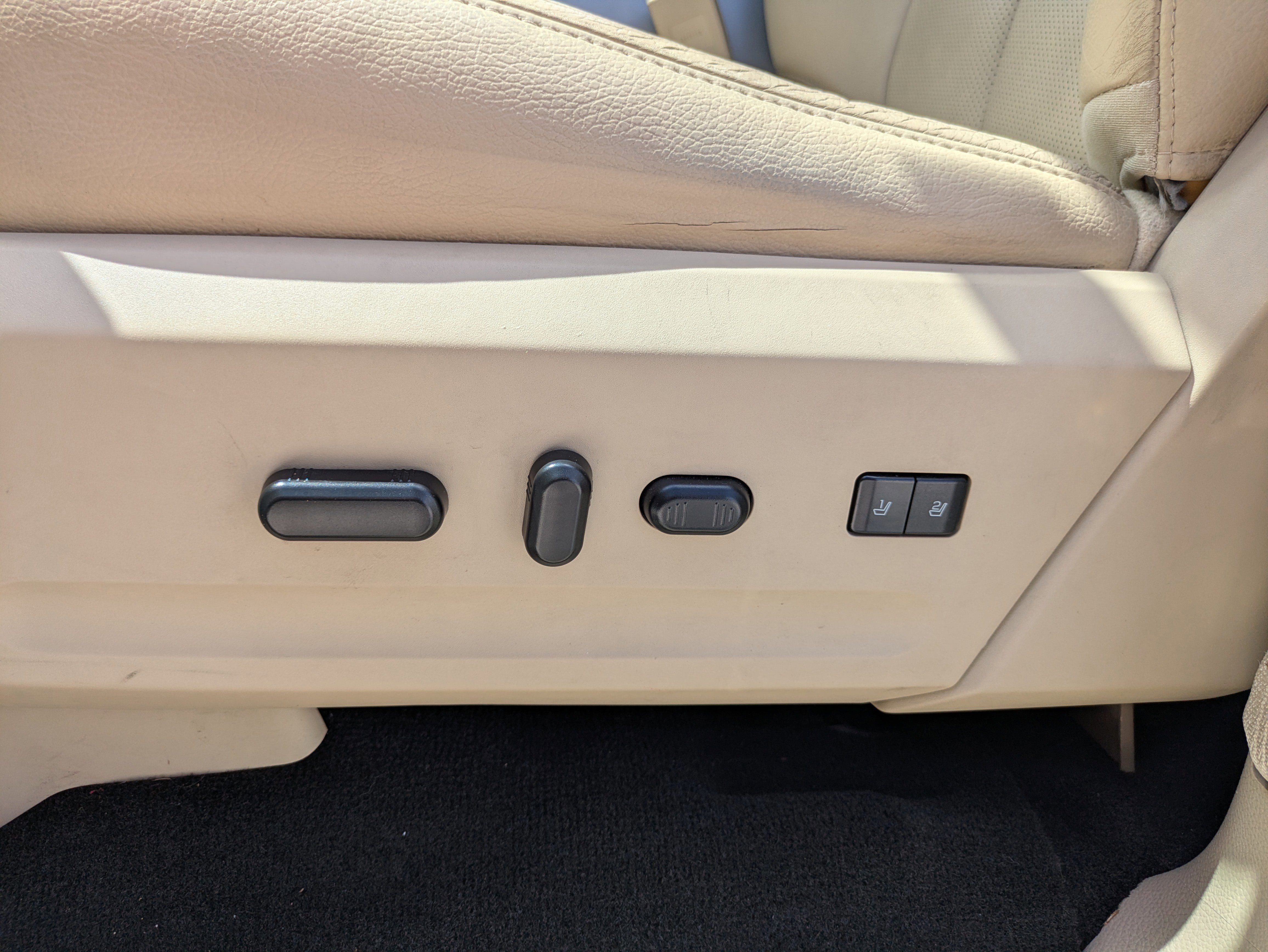 Used 2017 Ford Expedition Limited w/ Equipment Group 301A image 9