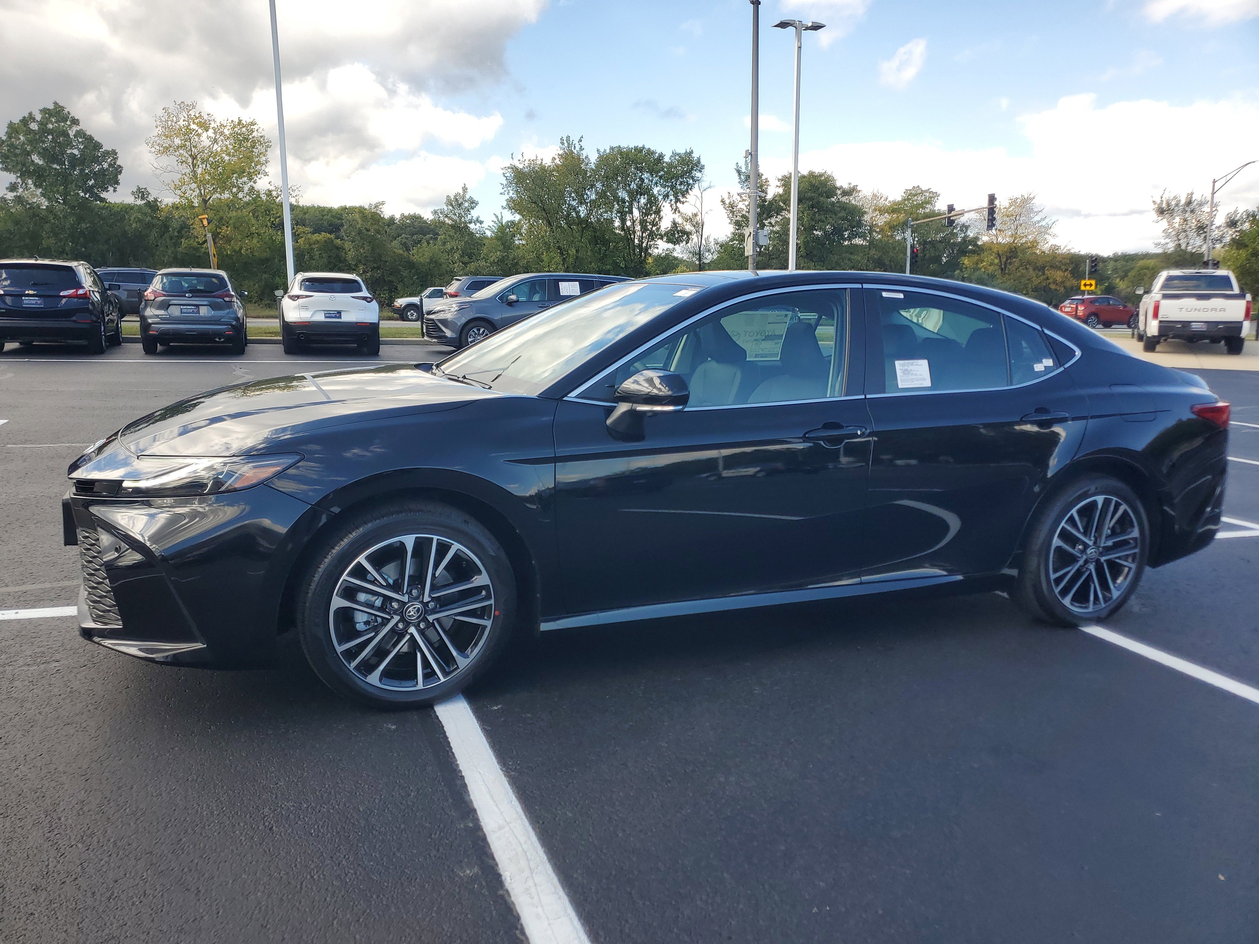 Used 2026 Toyota Camry XLE image 3