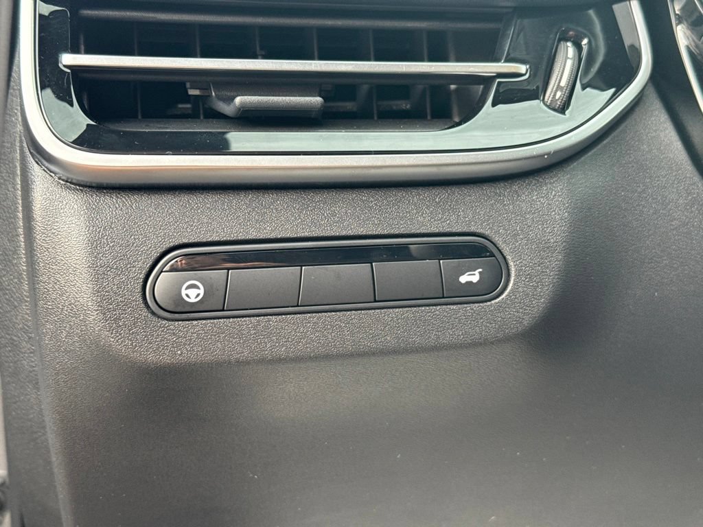 Used 2026 INFINITI QX60 Sport AWD/4WD image 16