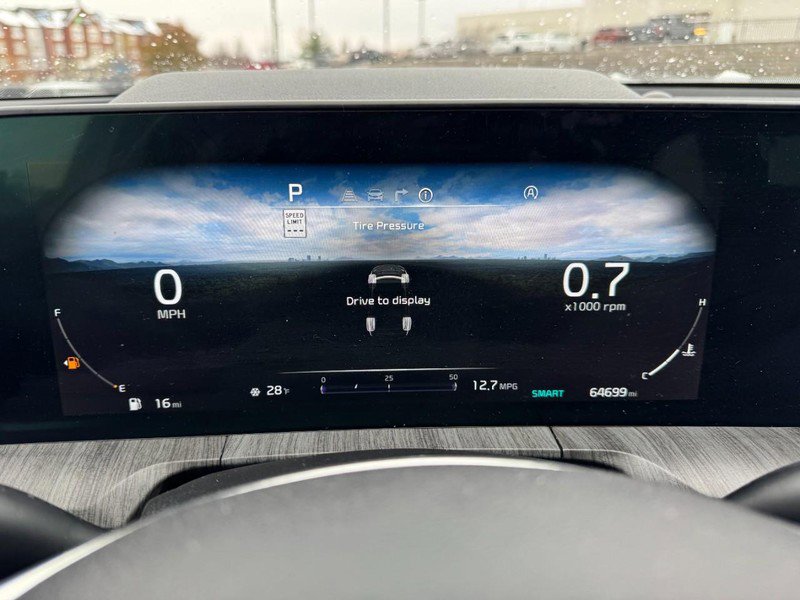 Used 2024 Kia Telluride SX image 23