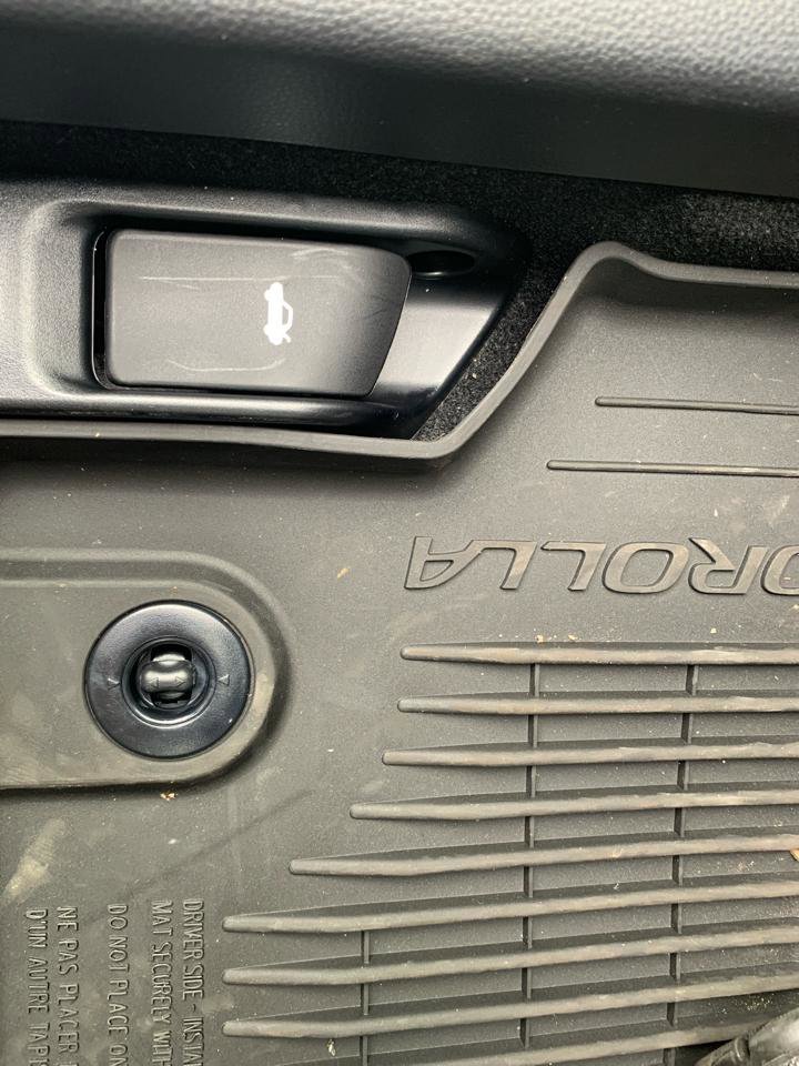 Used 2025 Toyota Corolla LE w/ LE Premium Package FWD image 23