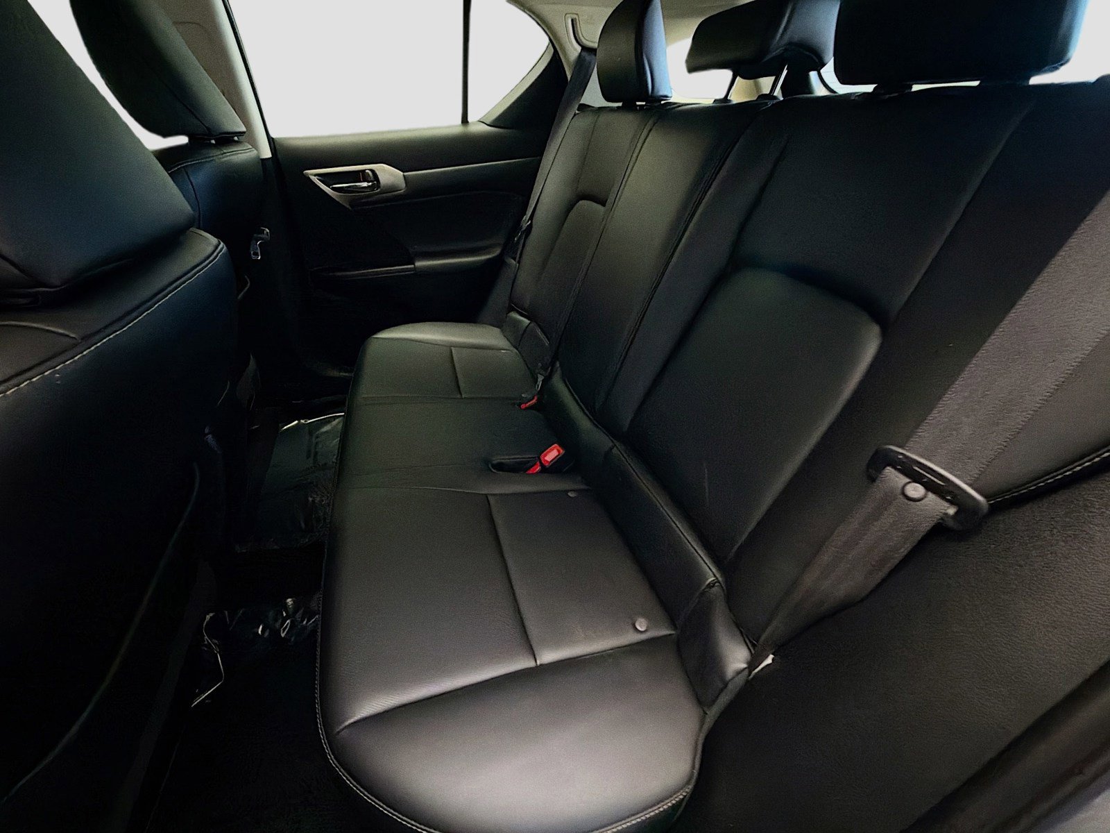 Used 2014 Lexus CT 200h FWD image 13