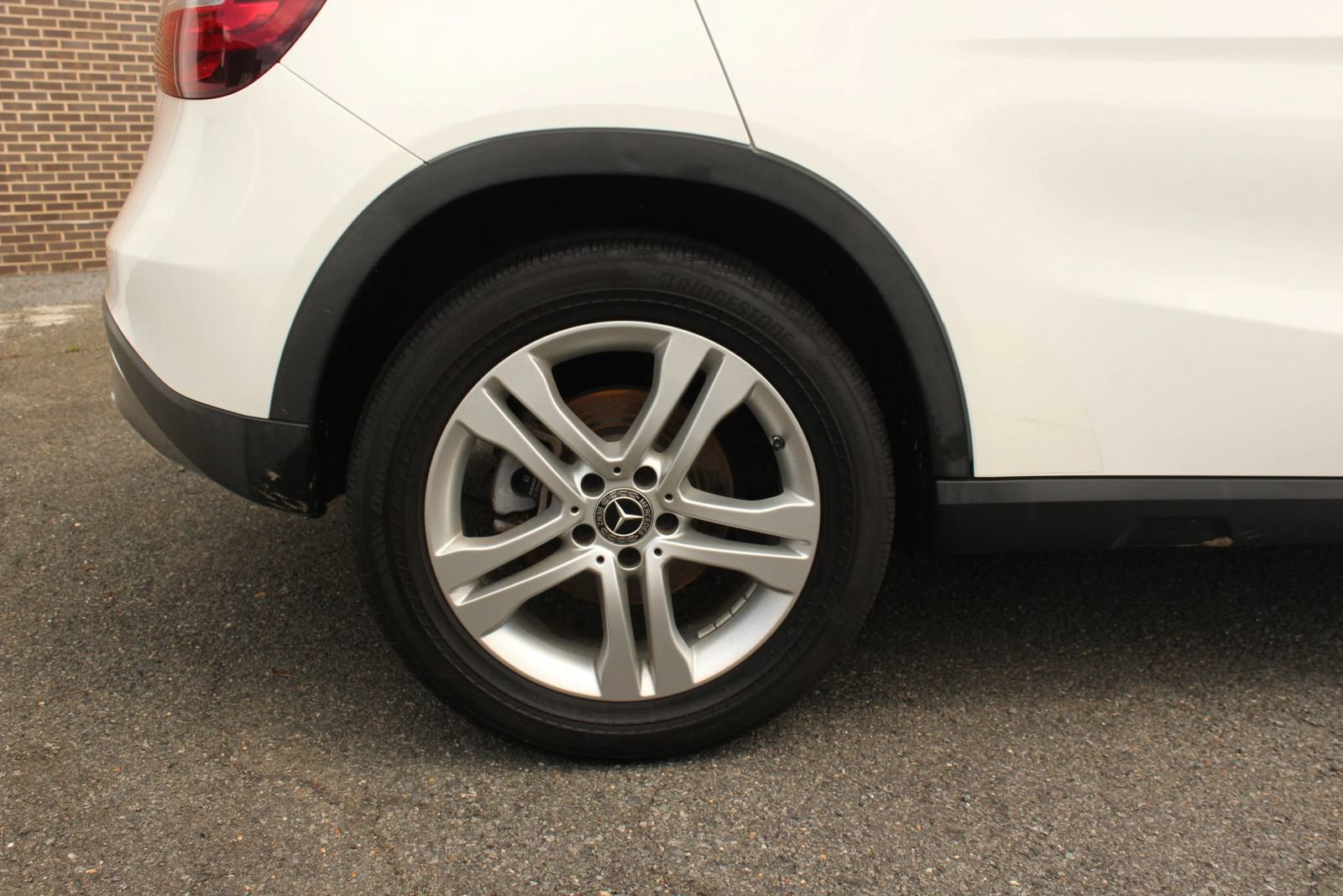 Used 2020 Mercedes-Benz GLA 250 4MATIC w/ Premium Package image 5
