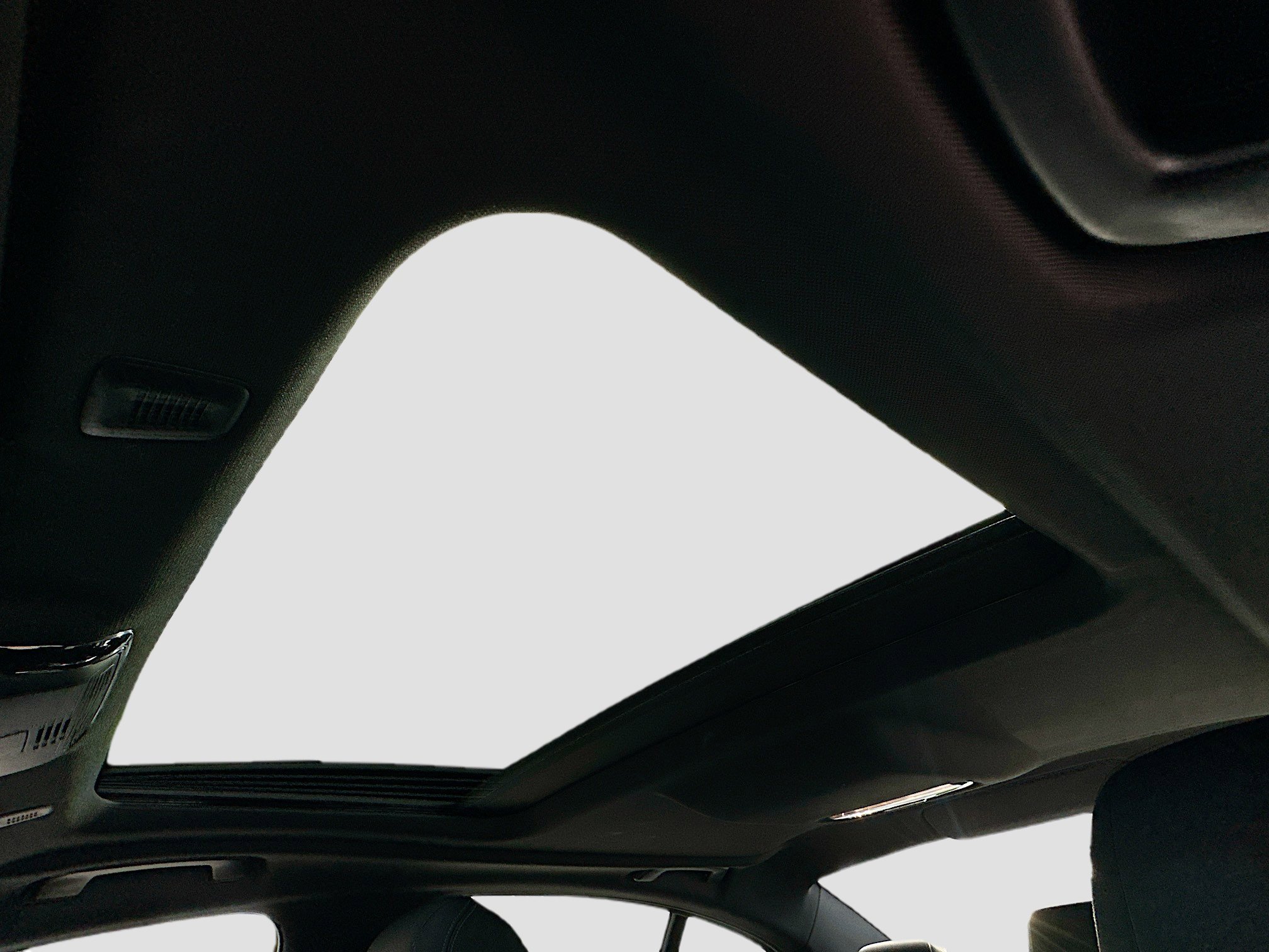 Used 2023 BMW 530e w/ M Sport Package image 20