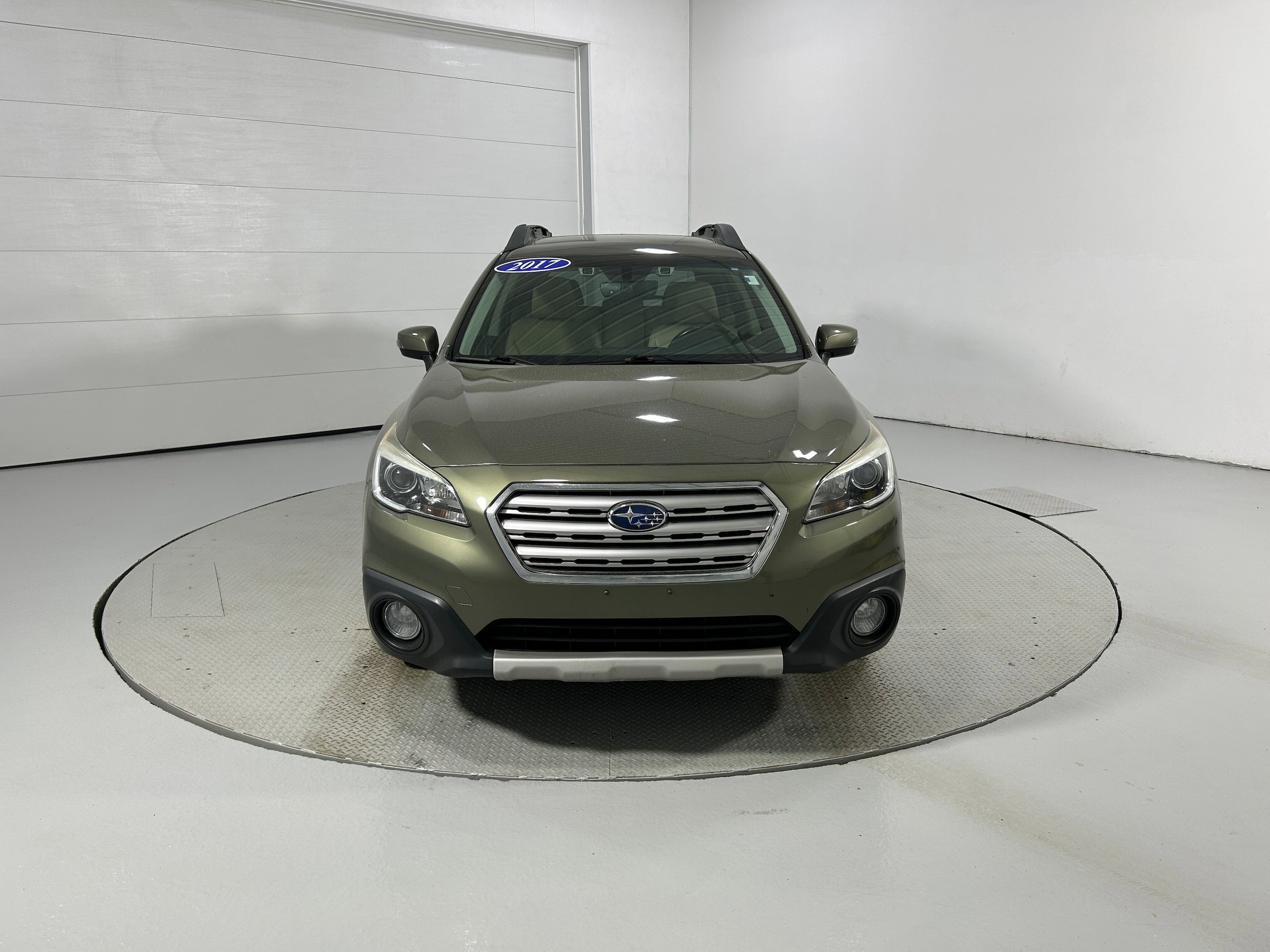 Used 2017 Subaru Outback 2.5i Limited AWD/4WD image 17