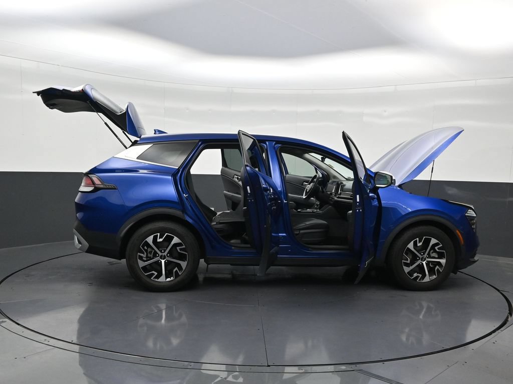 Used 2024 Kia Sportage EX FWD image 33
