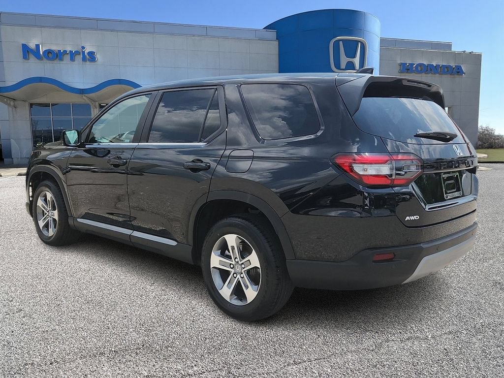 Used 2023 Honda Pilot EX-L image 3