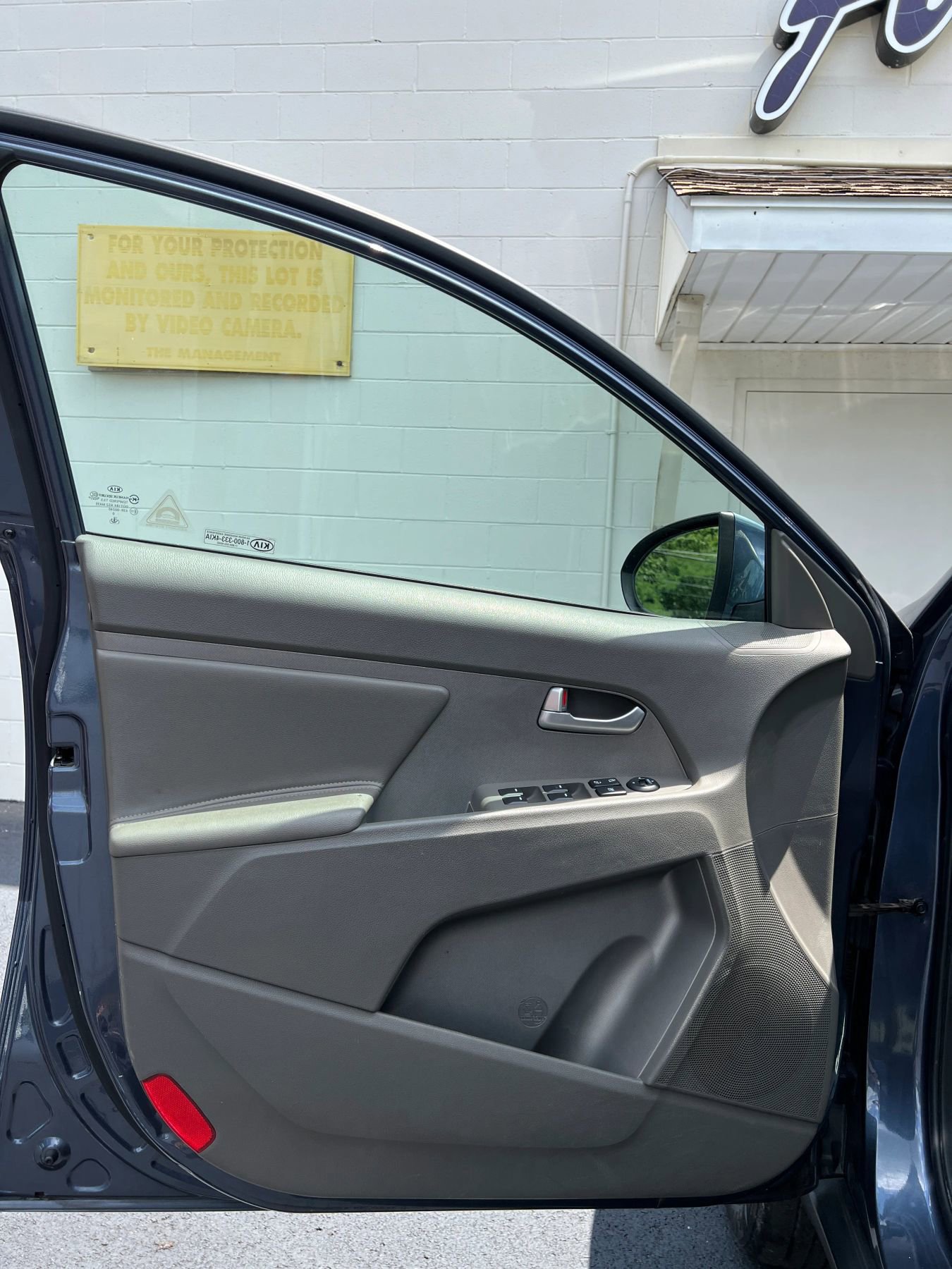 Used 2011 Kia Sportage LX w/ Convenience Pkg image 11