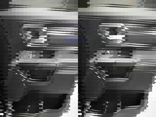 New 2026 RAM 1500 4x4 Crew Cab image 25
