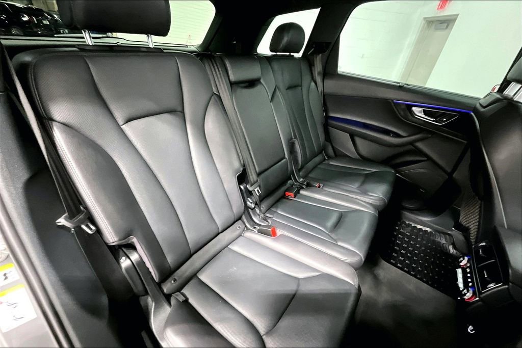 Used 2018 Audi Q7 3.0T Prestige image 35