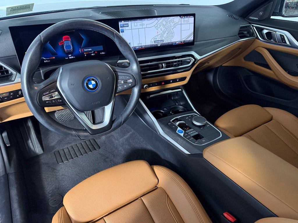 Used 2023 BMW i4 eDrive35 RWD image 12
