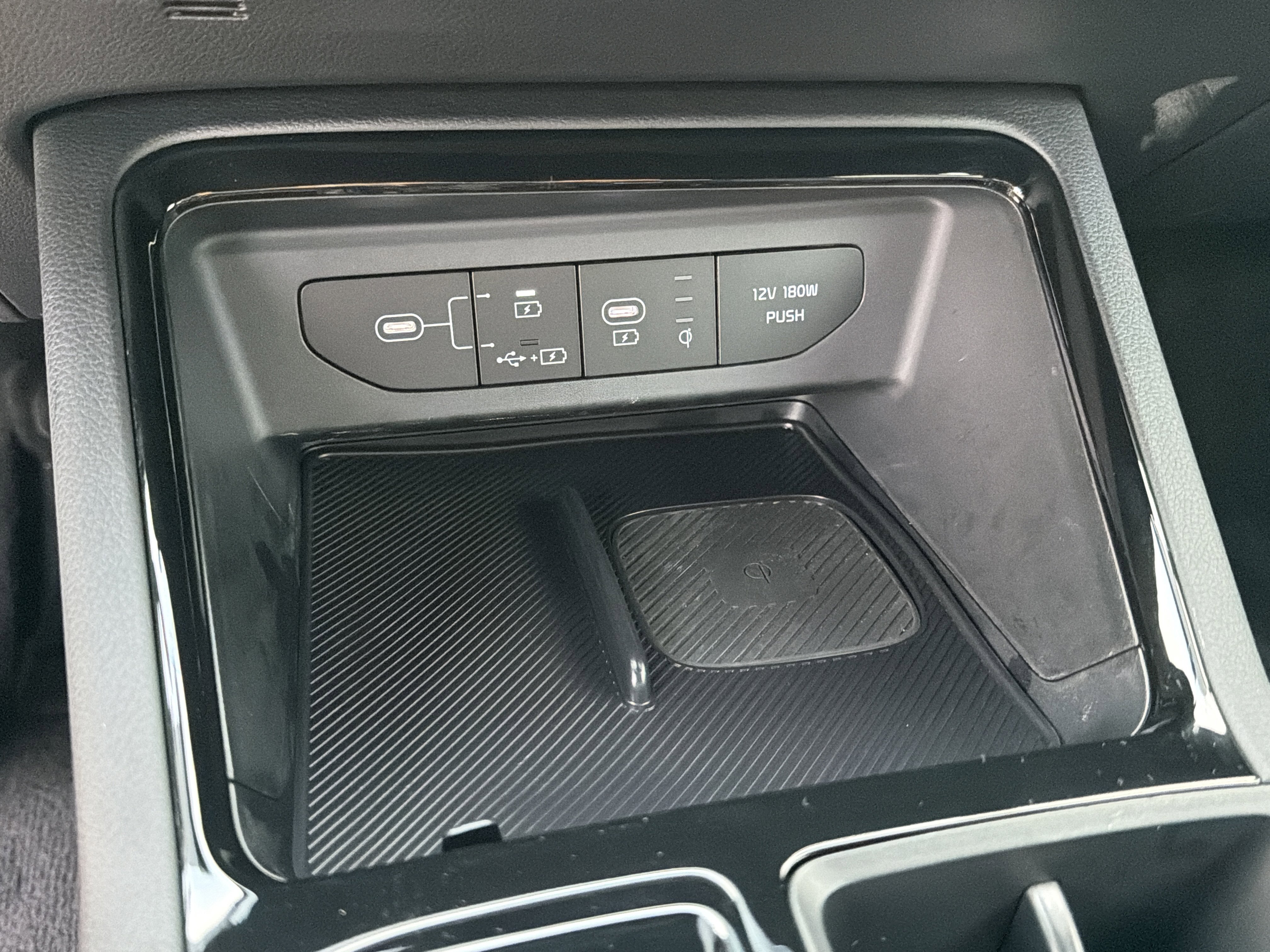 Used 2025 Kia K5 GT-Line w/ GT-Line Premium Package image 32