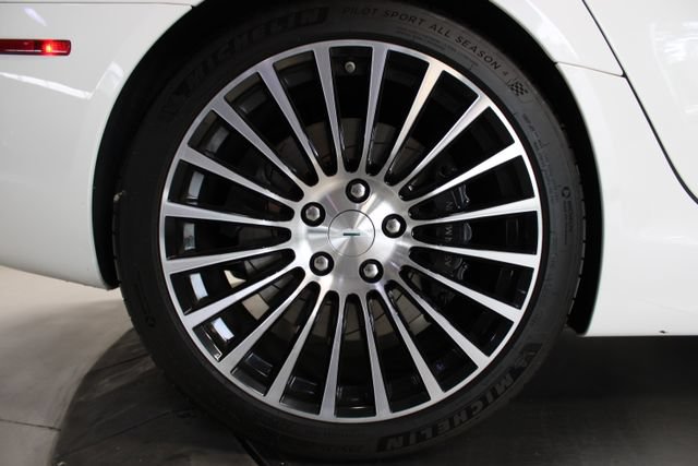Used 2012 Aston Martin Rapide RWD image 27
