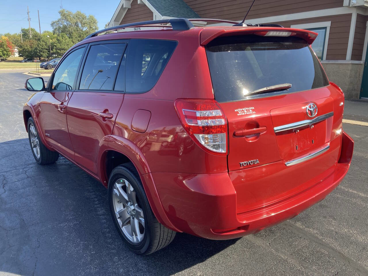 Used 2010 Toyota RAV4 Sport AWD/4WD image 5