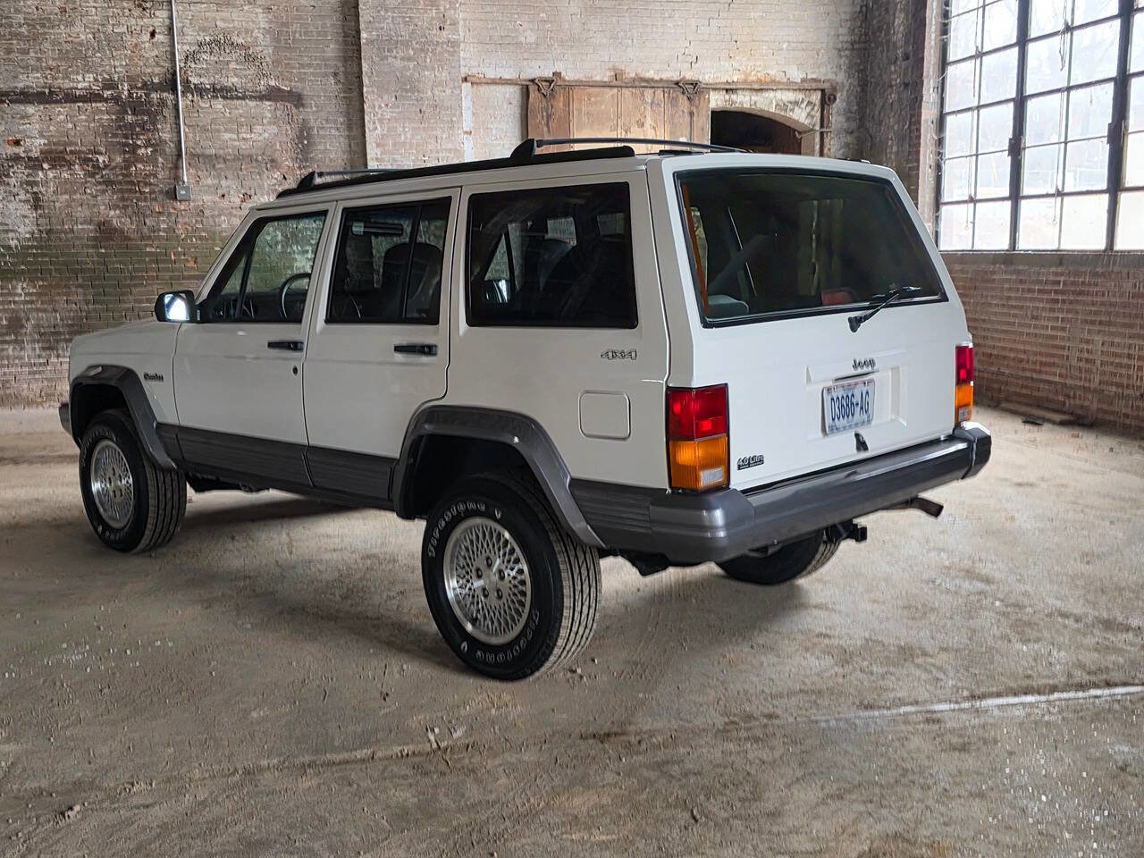 Used 1996 Jeep Cherokee 4WD 4-Door image 42