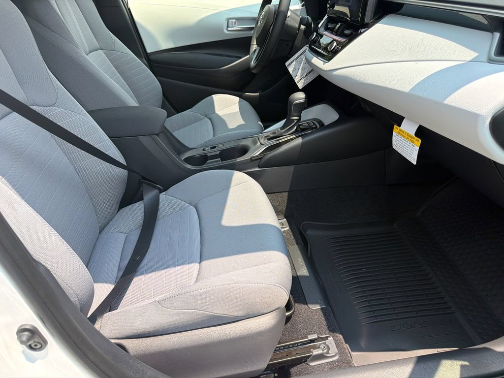 New 2026 Toyota Corolla SE FWD image 11