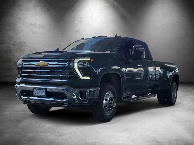 New 2026 Chevrolet Silverado 3500 LTZ w/ LTZ Convenience Package AWD/4WD image 5
