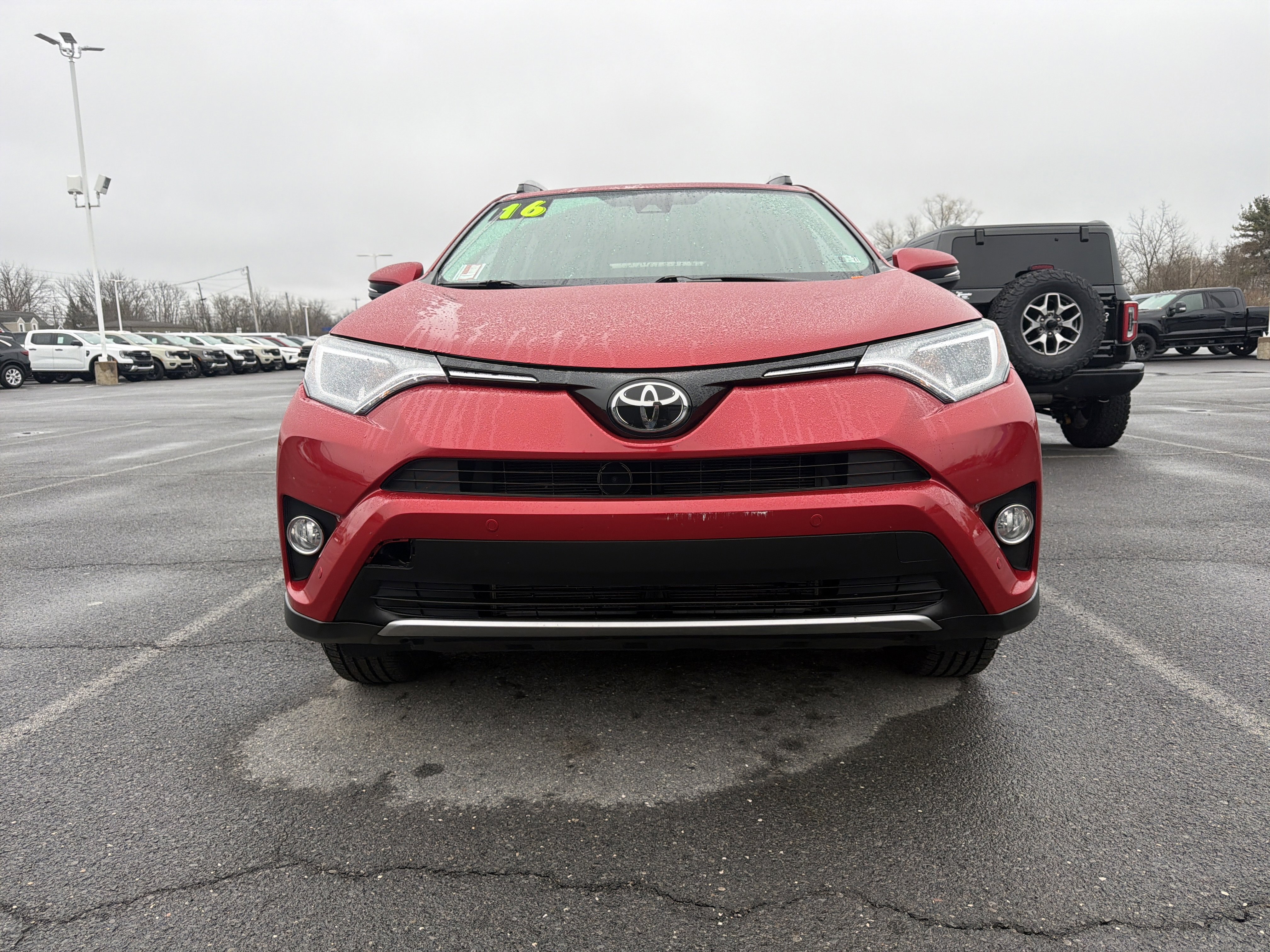 Used 2024 Ford Bronco Badlands image 35