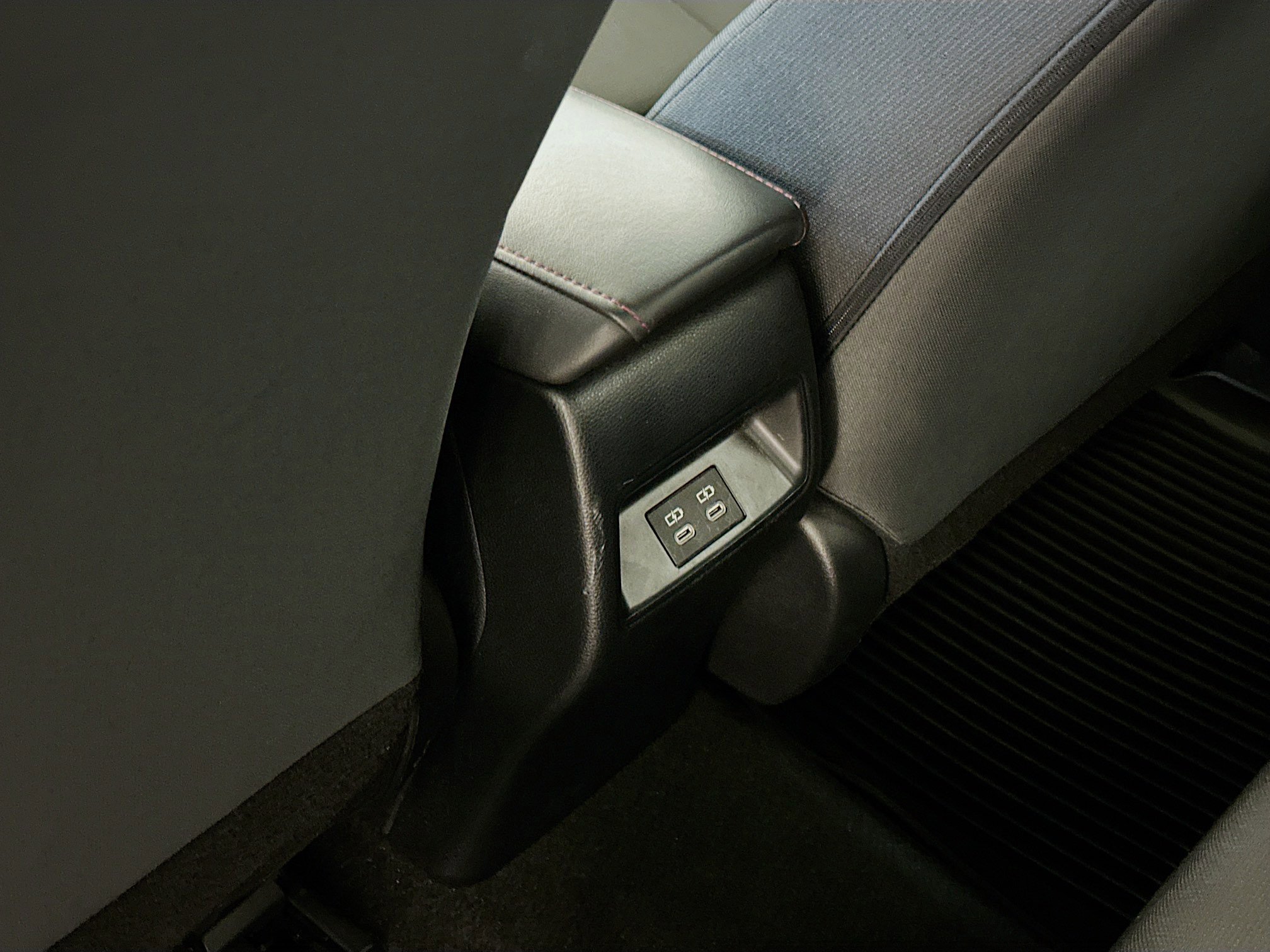 Used 2024 Toyota Corolla SE image 28