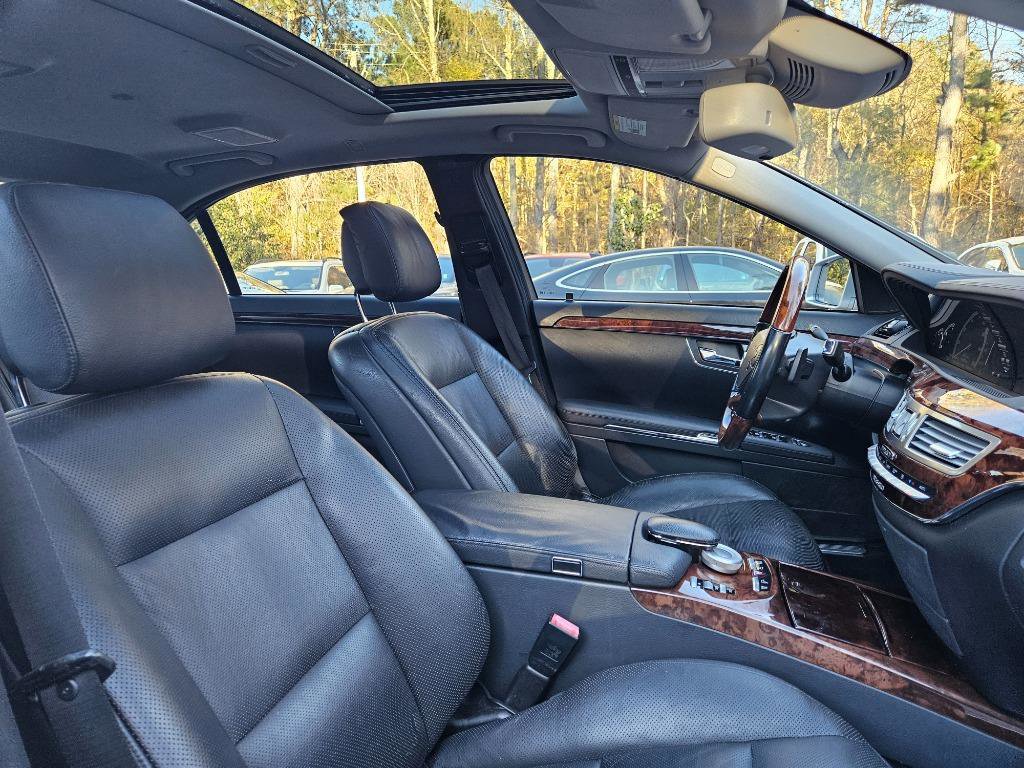 Used 2010 Mercedes-Benz S 400 image 33