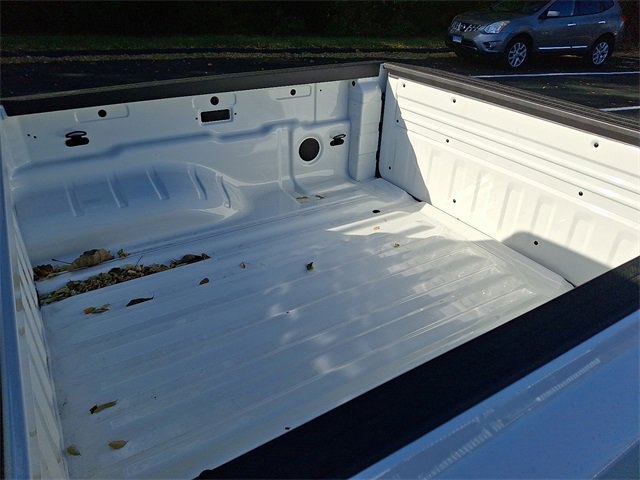 New 2025 Nissan Frontier PRO-4X w/ Black Accent Package image 5