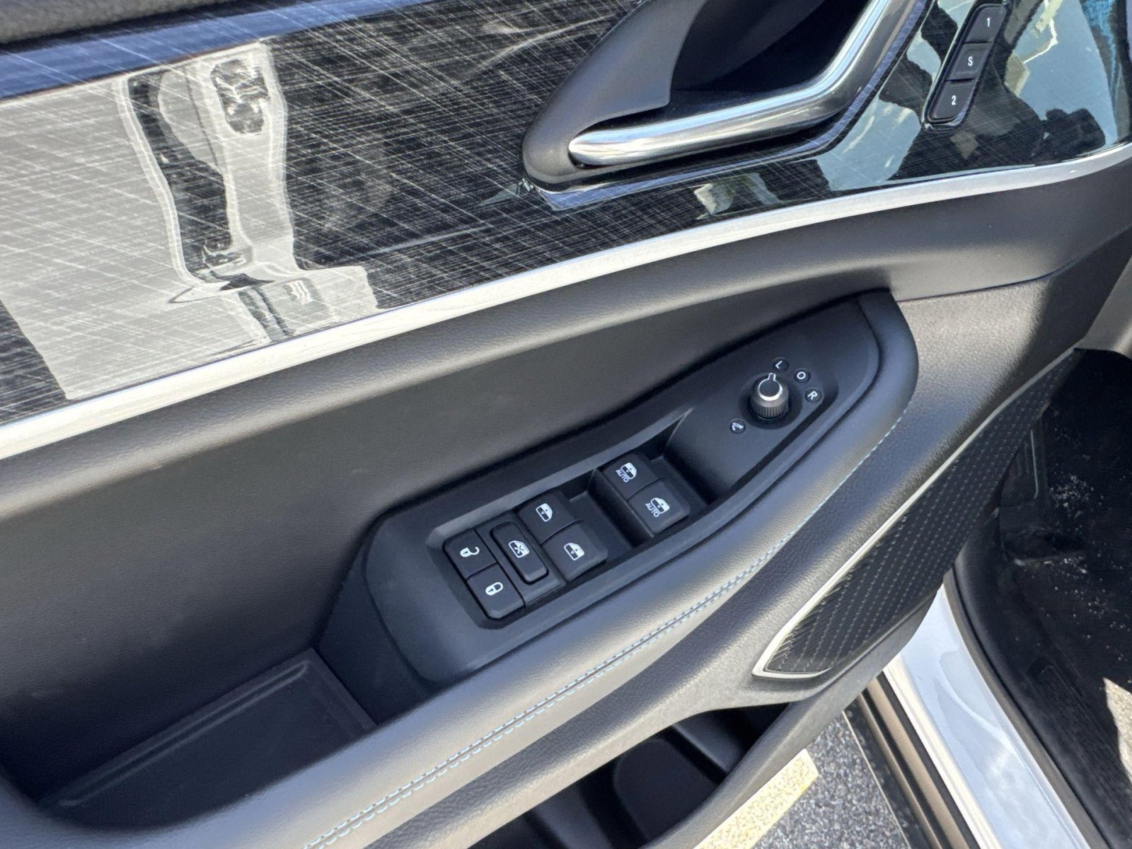 New 2025 Jeep Grand Cherokee Trailhawk AWD/4WD image 20