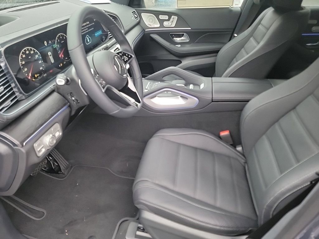 New 2025 Mercedes-Benz GLS 450 4MATIC image 7