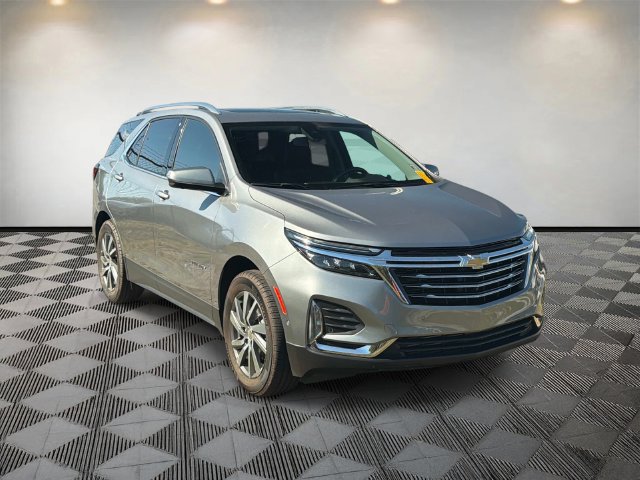 Used 2023 Chevrolet Equinox Premier AWD/4WD image 4