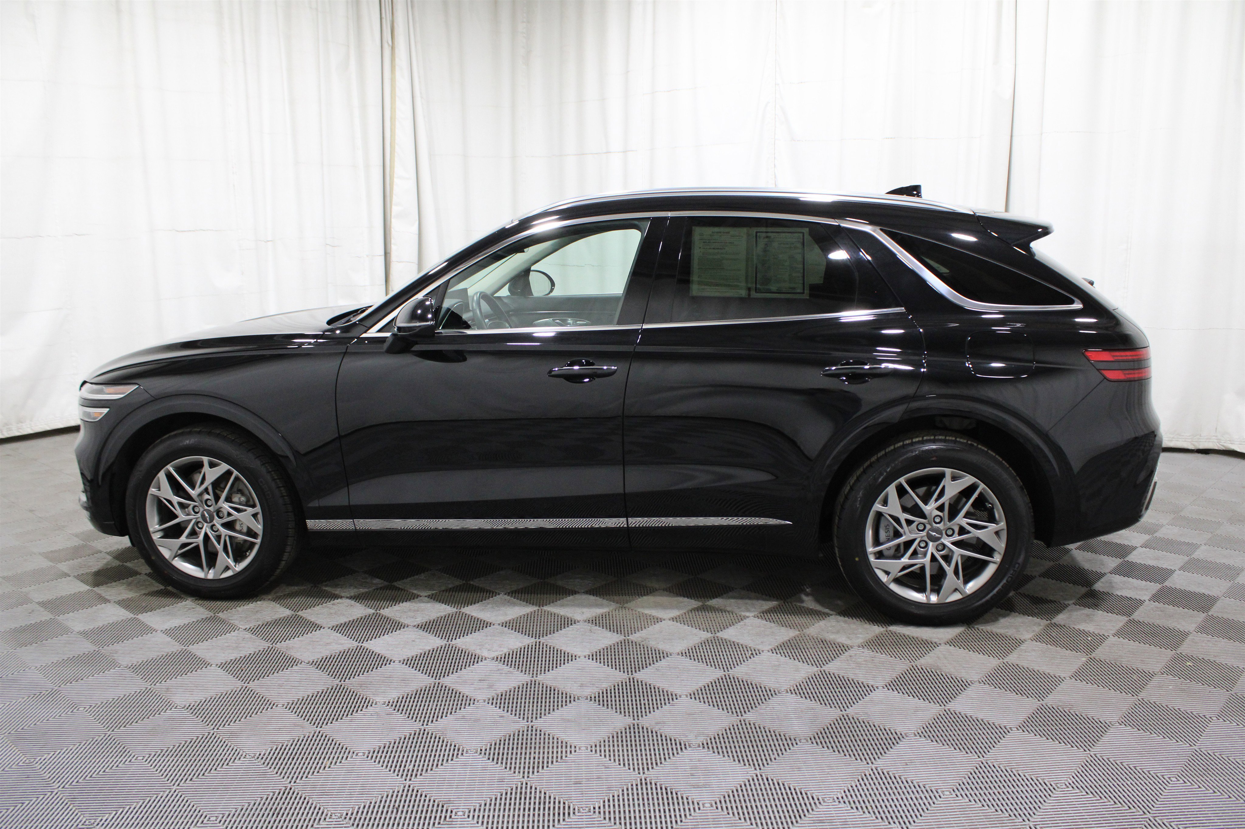Used 2024 Genesis GV70 2.5T w/ Select Package image 35