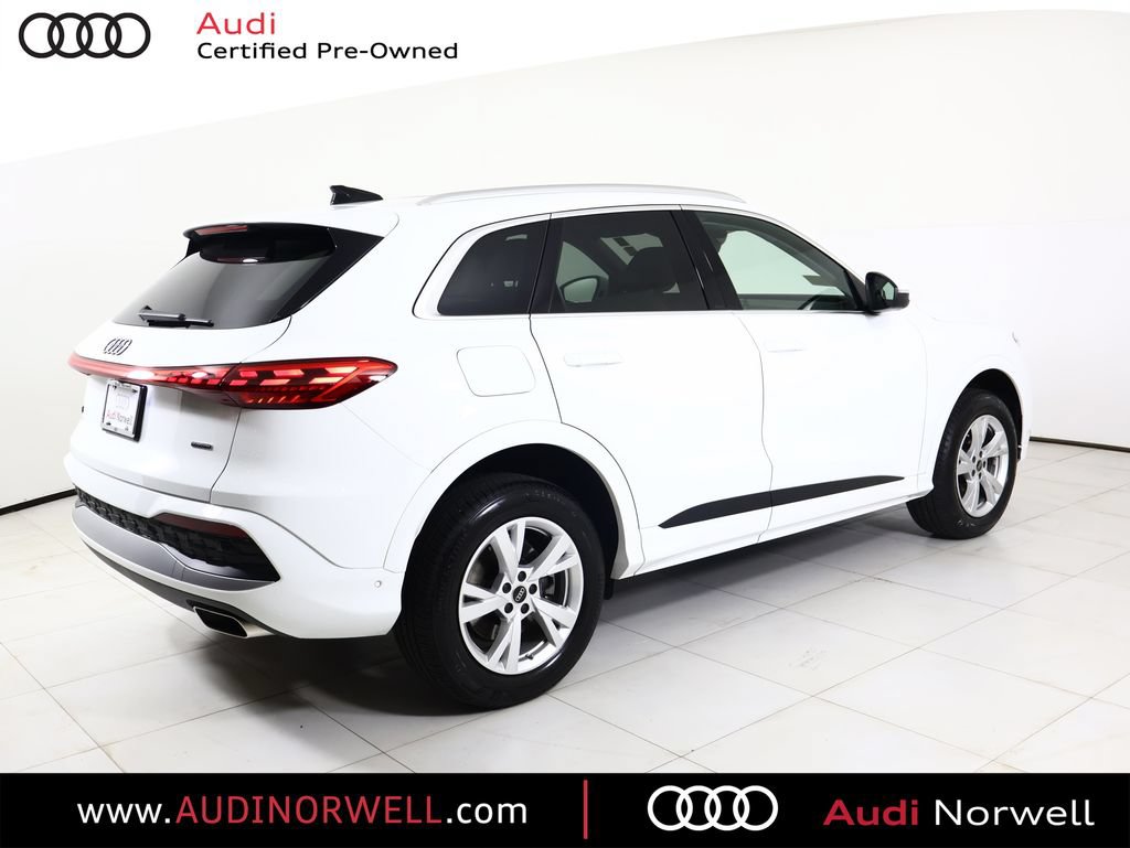 Certified 2025 Audi Q5 Premium w/ Convenience Package AWD/4WD image 18