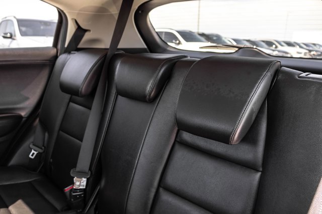 Used 2017 Honda HR-V EX-L image 26