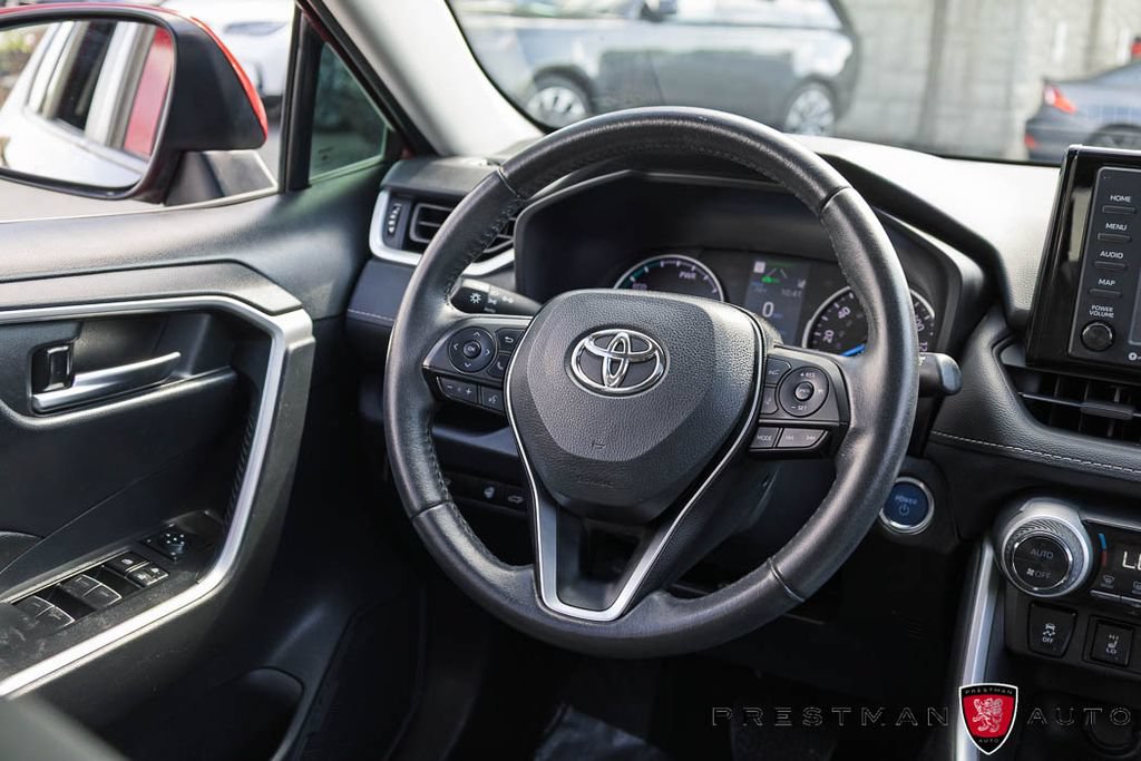 Used 2022 Toyota RAV4 XLE w/ Convenience Package AWD/4WD image 35
