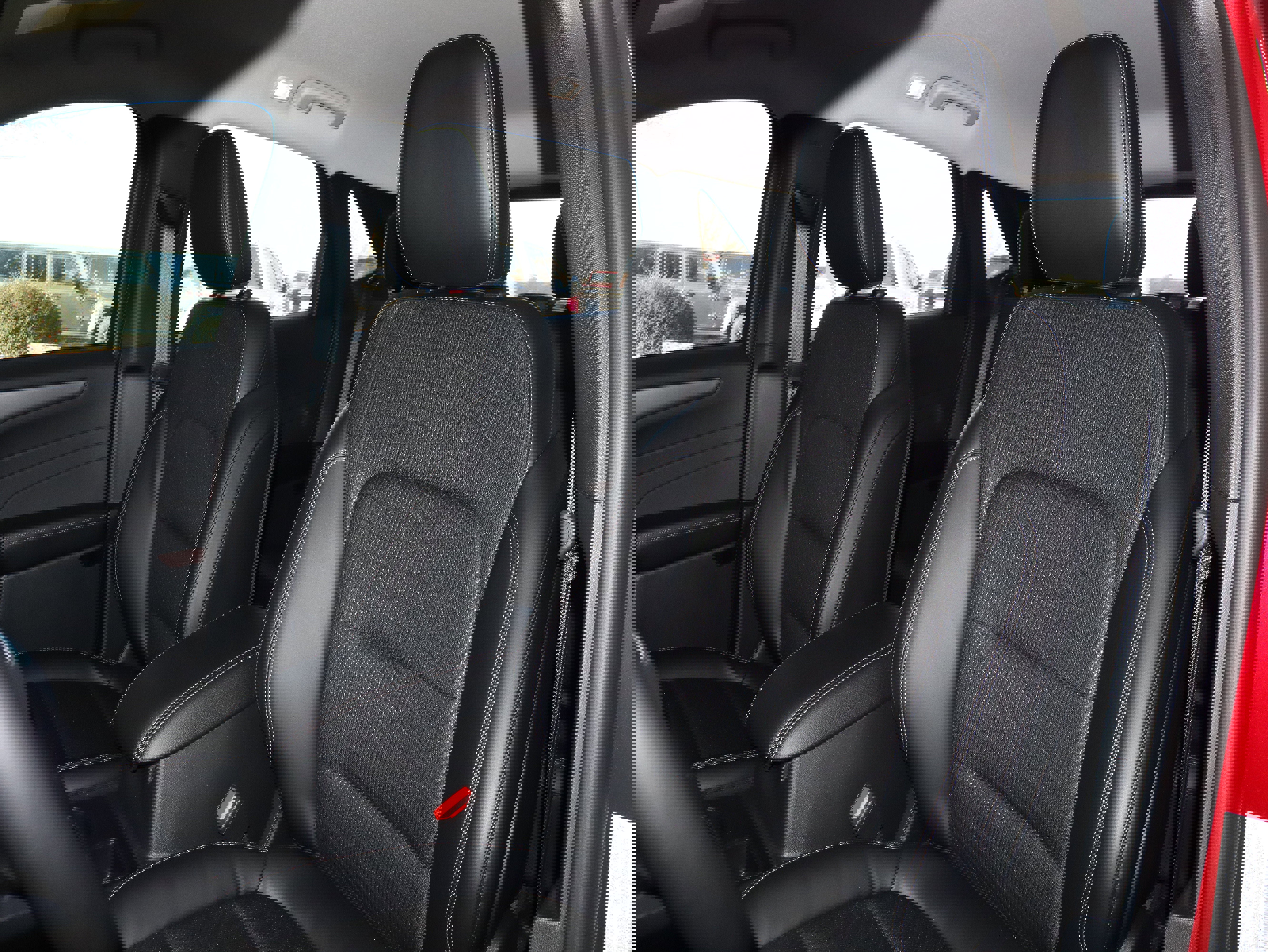 New 2026 Ford Escape SE image 32