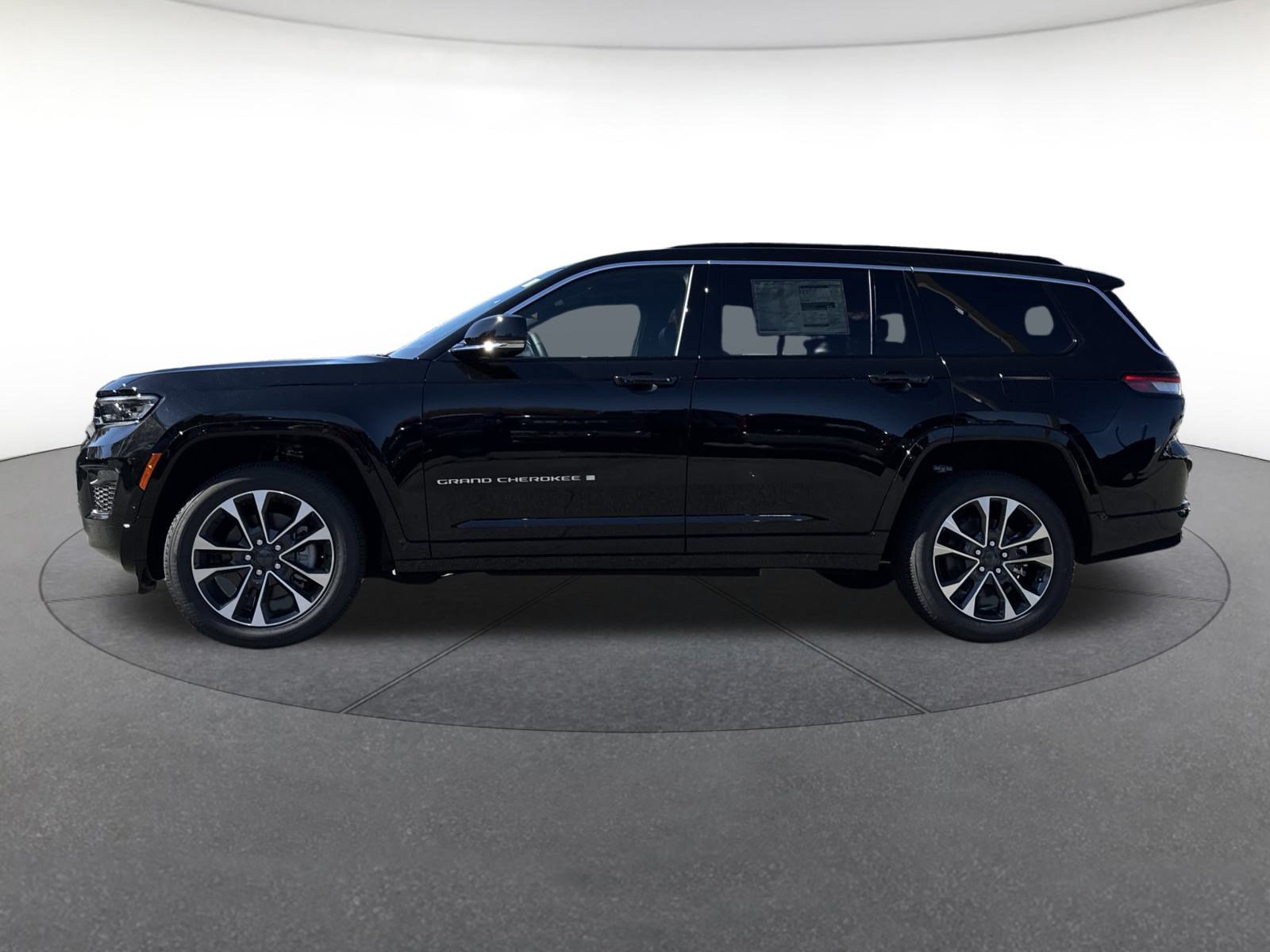 New 2025 Jeep Grand Cherokee L Overland w/ Advanced Protech Group III AWD/4WD image 2