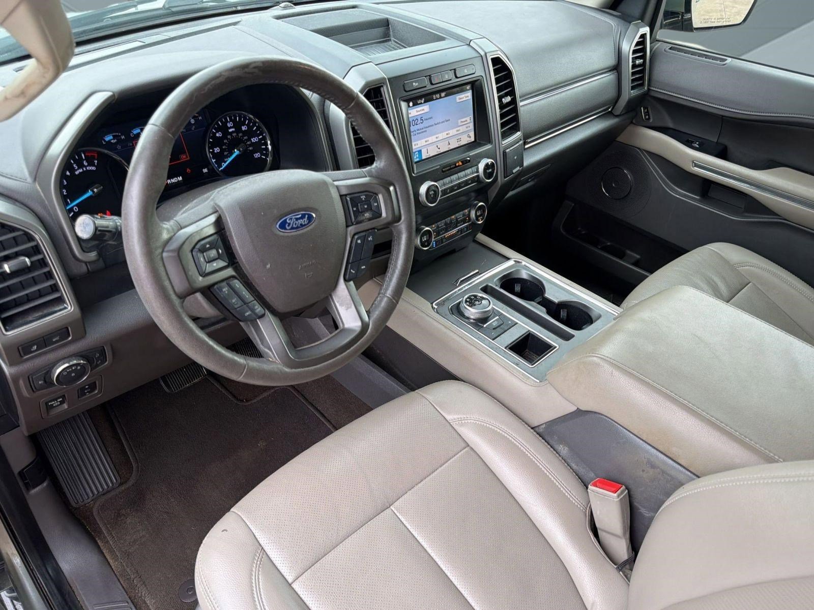 Used 2019 Ford Expedition XLT w/ Equipment Group 202A RWD image 4